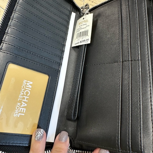 Michael Kors Jet Set Travel LG Continental Zip Wallet – Black – NWT - Picture 7 of 9